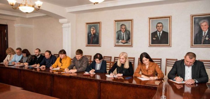 Зуну радіодиктант єдності