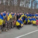 З російського полону повернулися 11 жителів Тернопільщини. Фото з допису Володимира Зеленського.