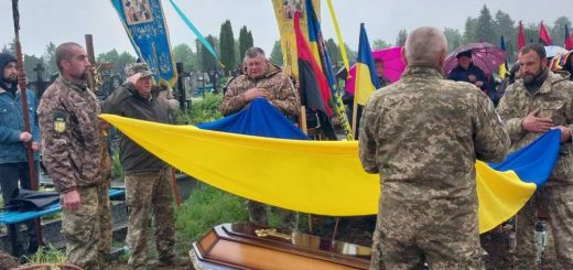 Дмитром Завойським
