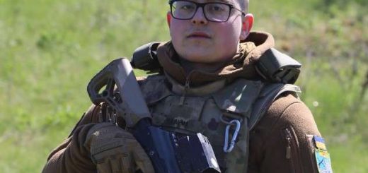 боєць 105 Тро Пальма