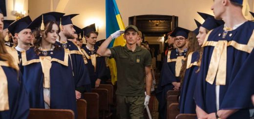 Вручення дипломів магістрам юридичного факультету ЗУНУ