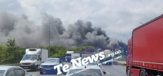 пожежа Тернопіль обїзна горить