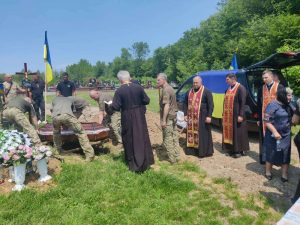 Володимиром Бобиком