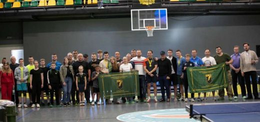 благодійний чемпіонат з настільного тенісу