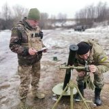 брати двійнята захищають країну війна