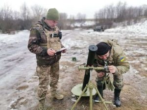 брати двійнята захищають країну війна