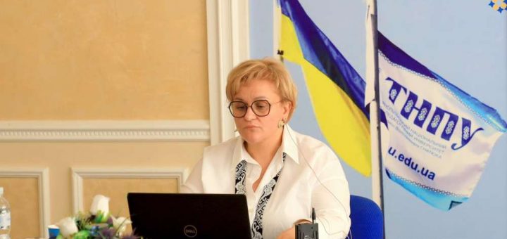захист дисертації
