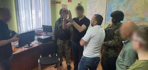 фейкова криптобіржа кібери шахрайство