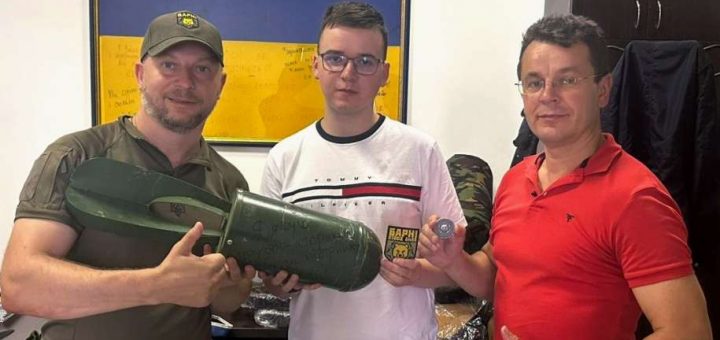 допомога ЗСУ студенти випускний