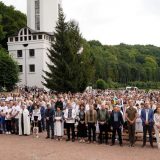 паломники Зарваниця проща