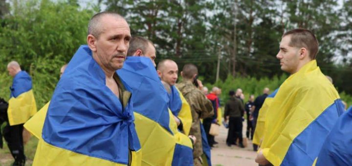 повернулися захисники з полону