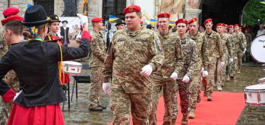 випуск курсанти коледж військові