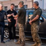 Автомобіль Nissan Navara військо