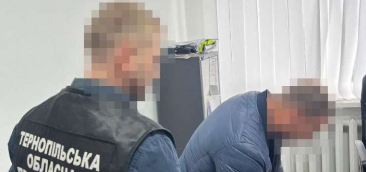 Депутата на Тернопільщині затримали за хабар