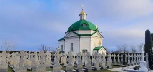 обшуки Лавра почаїв поліція