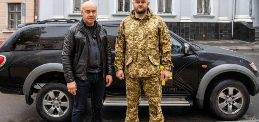 новий позaшляховик Мітсубіші від Тернополя