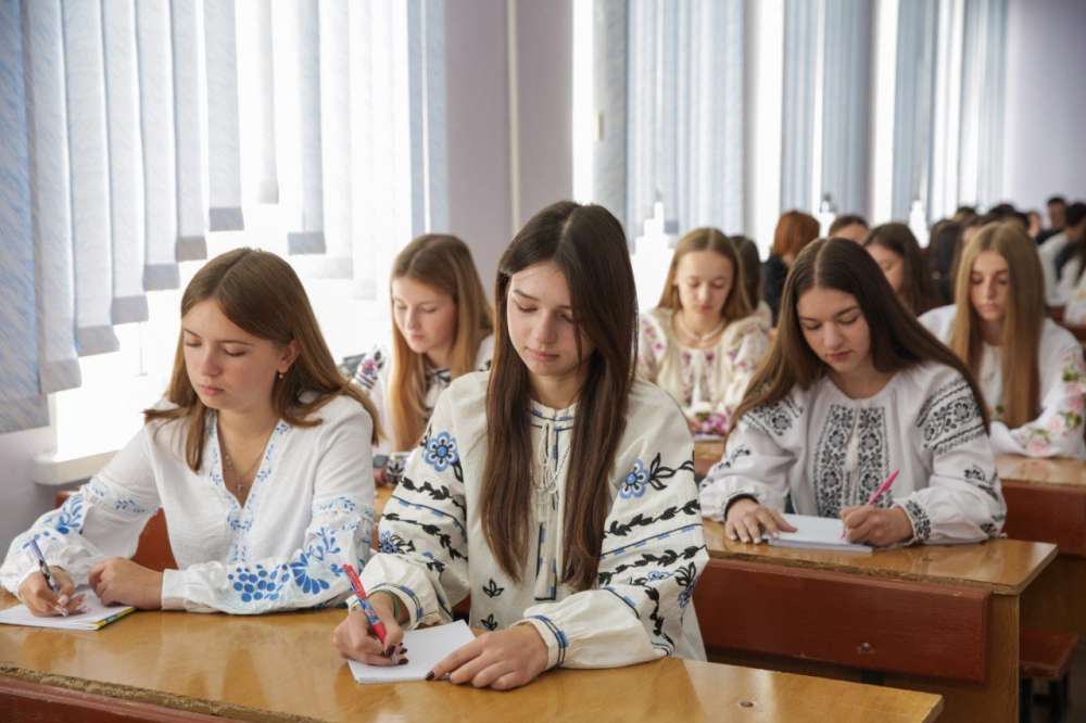 радіодиктант ЗУНУ мова
