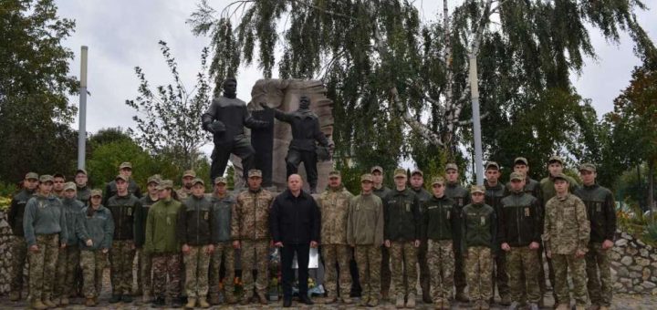 У Збаражі на Тернопільщині вшанували захисників України