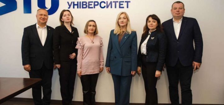 ЗУНУ підписав угоду з Тернопільським класичним ліцеєм