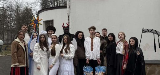 різдваний вертеп ЗУНУ свято діти