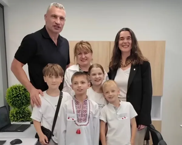 Інтеграційний Хаб для переселенців Київ Віталій Кличко