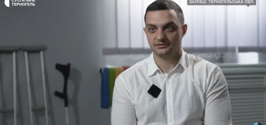 «Я думав, що бути головним лікарем у 28 років — це круто. А потім отримав штраф майже на 400 тисяч». Інтерв’ю з директором Залозецької лікарні Віктором Гунькою