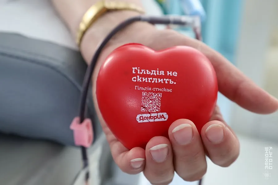 тернопільські нацгвардійці здали кров
