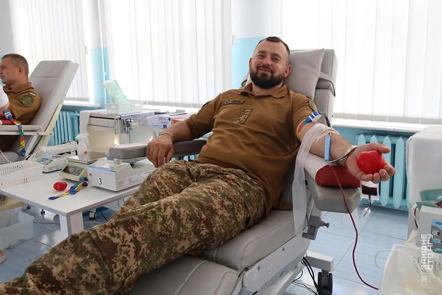 тернопільські нацгвардійці здали кров