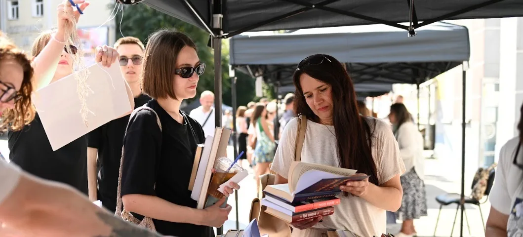 У Тернополі і Теребовлі 16 серпня відбудеться масштабний книгообмін «Книжкова площа»