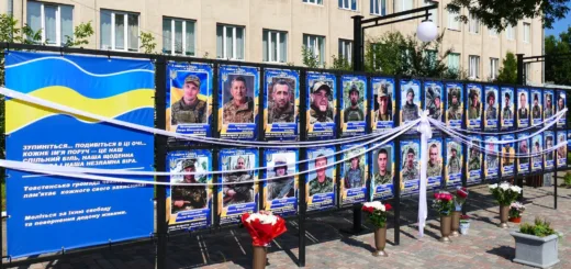 У Товстенській громаді відкрили Алею Віри і Надії