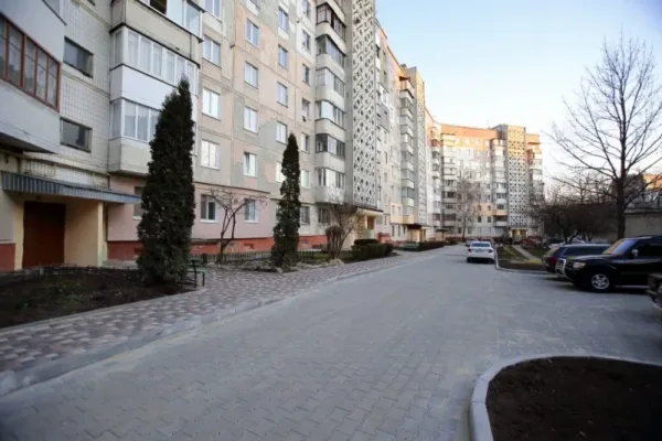 будинок на 15 Квітня Тернопіль
