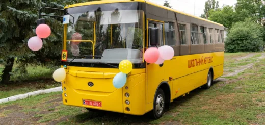 Ще одна громада Тернопільщини отримала новий шкільний автобус