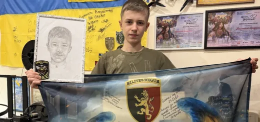 Робить павербанки і ліхтарики для бійців: школяр з Тернопільщини отримав медаль «За жертовність і любов до України»