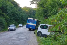 На Тернопільщині сталася ДТв аварію потрапив рейсовий автобус