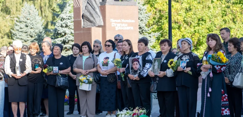 У Тернополі відбувся поминальний молебень за загиблими захисниками. Фото: Тернопільська міська рада