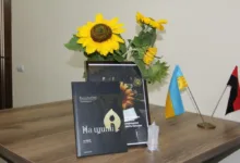 «На щиті»: людина живе, доки у Всесвіті б’ється бодай одне серце, котре пам’ятає її