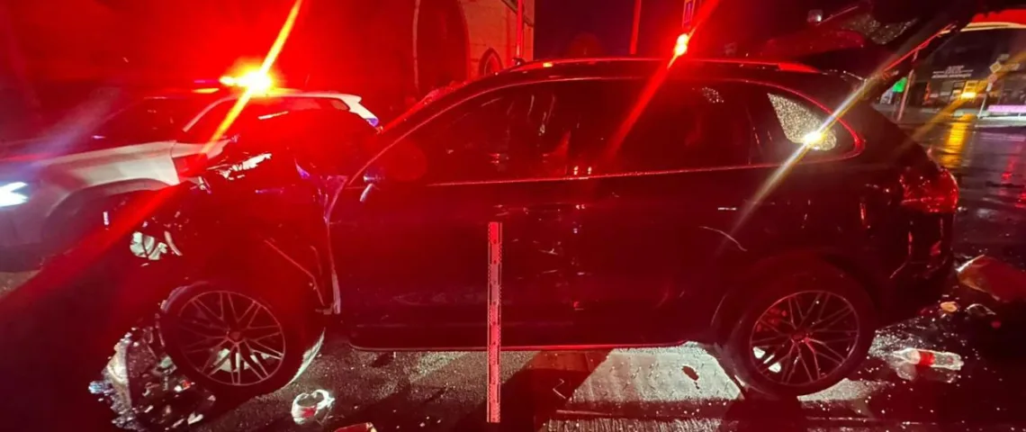 У Тернополі 21-річний водій Porsche втікав від патрульних і протаранив Mercedes: постраждали 8 людей