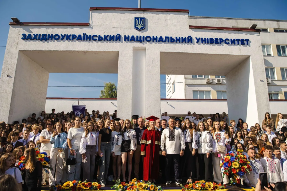 День знань у ЗУНУ: старт нового навчального року та відзначення 60-річчя університету