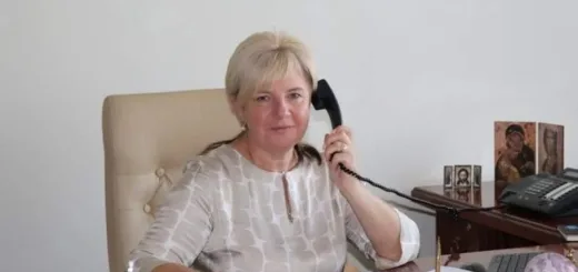 Підозрювана в систематичному хабарництві податківиця з Тернополя вийшла із СІЗО після сплати 3 млн грн застави