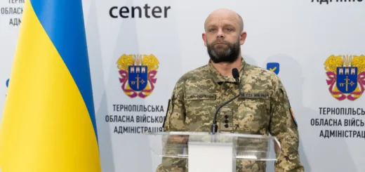 контрактна служба в Україні