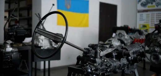 Додатковий набір на базі 11 класів: автослюсар і водій категорій «B», «C1»