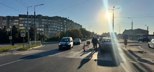 У Тернопоі на вулиці Будного сталася ДТП: травмувалася людина