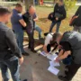 «Просив заховати кошти під обгортку шоколадки»: викрили посадовця Укртрансбезпеки