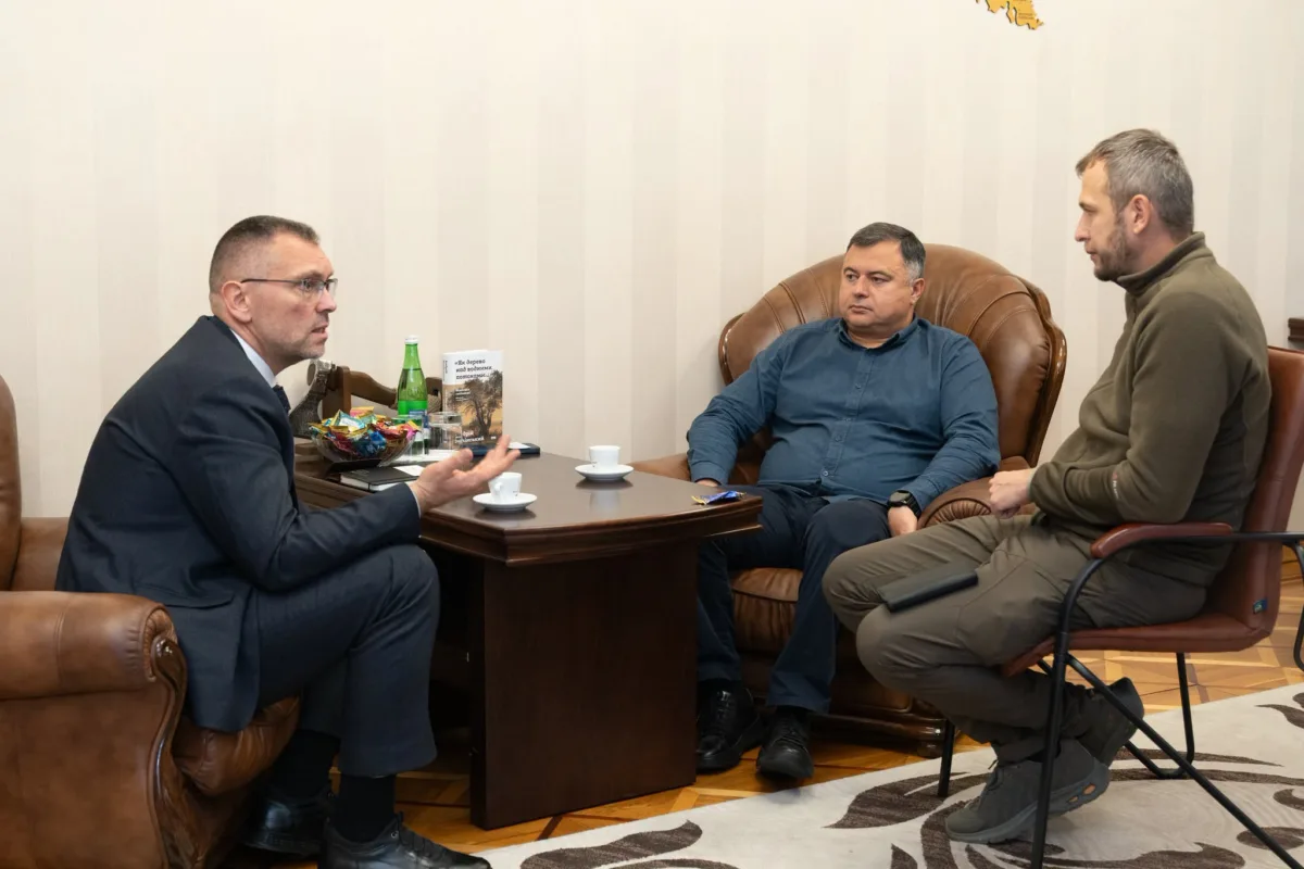 Міжнародна співпраця і відкриття почесних консульств: керівники Тернопільщини зустрілися з представником Міністерства закордонних справ