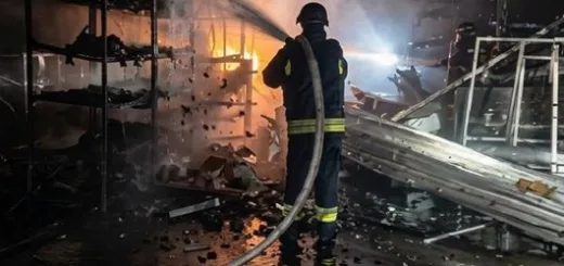 Рятувальники показали наслідки влучання російського дрона