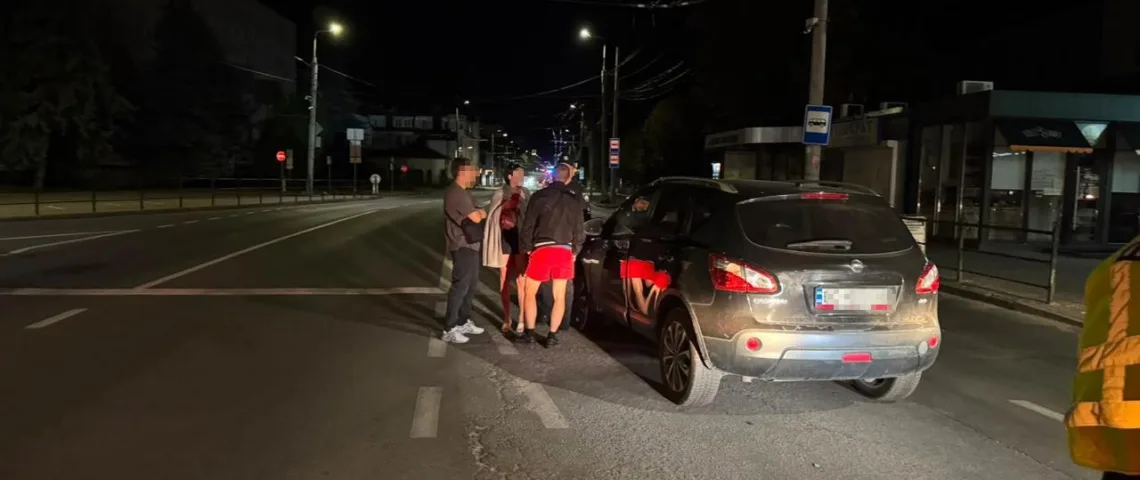 У Тернополі поліцейська на Nissan збила чоловіка на пішохідному переході