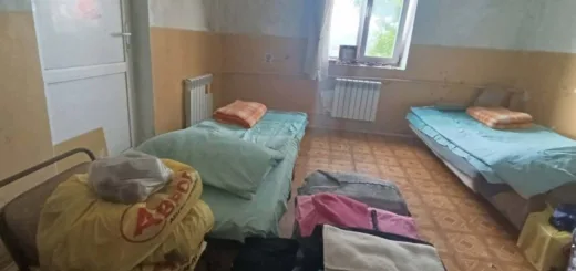 На Тернопільщині переселенці скаржаться на плісняву та неналежні умови проживання в колишній лікарні