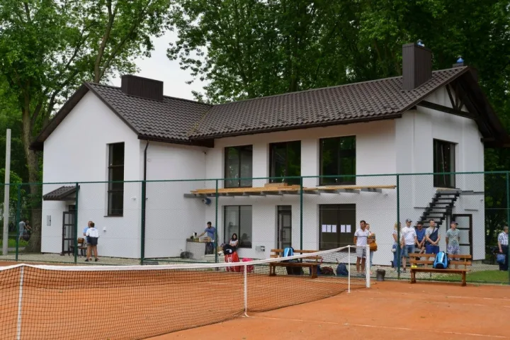 У двох тернопільських парках доступні безкоштовні тенісні корти