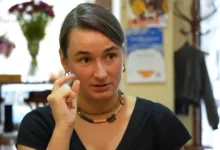 Військові некрополі в Україні: як вшановувати полеглих захисників, — розмова з Дарцею Веретюк