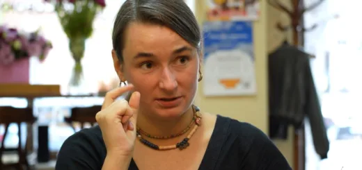 Військові некрополі в Україні: як вшановувати полеглих захисників, — розмова з Дарцею Веретюк